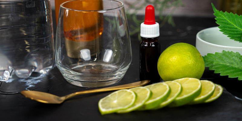 Valg mellem tinkturer: Højprocent alkohol vs glycerin Valg mellem tinkturer: Højprocent alkohol vs glycerin