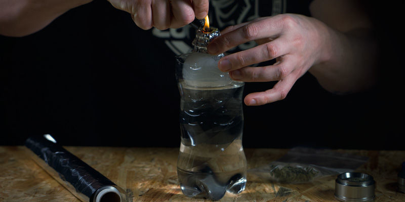 DIY tyngdekraft-bong DIY gravity bong