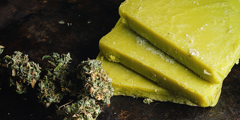Sådan laver du cannabutter eller olie Sådan laver du cannabutter eller olie