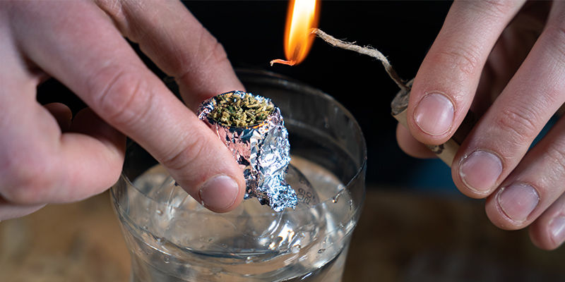 Pak dit hoved Gravity bong i spand: Pak dit hoved