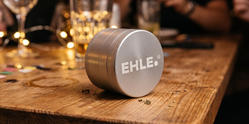 EHLE Ceramic Coated Grinder