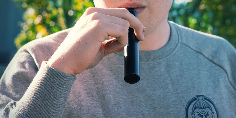 Vape de trimmed leaves Vape de trimmed leaves