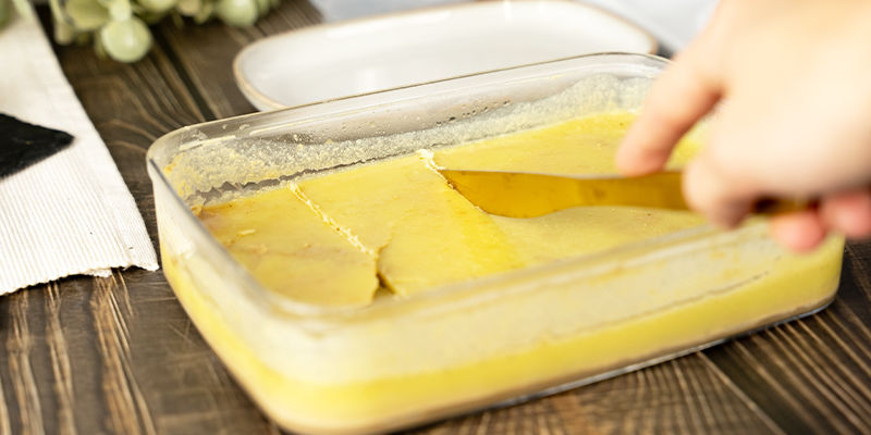 Nu har du cannabutter, som er perfekt til en lang række retter og opskrifter. Now you have cannabutter that's perfect to use in a wide variety of dishes and recipes.