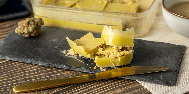 Hjemmelavet cannabutter-opskrift Hjemmelavet cannabutter-opskrift