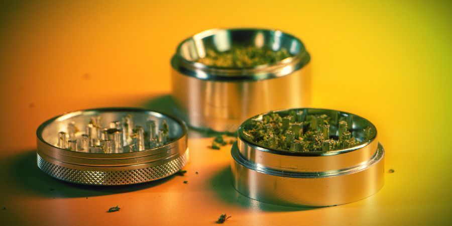 Delene i en grinder THE PARTS OF A GRINDER