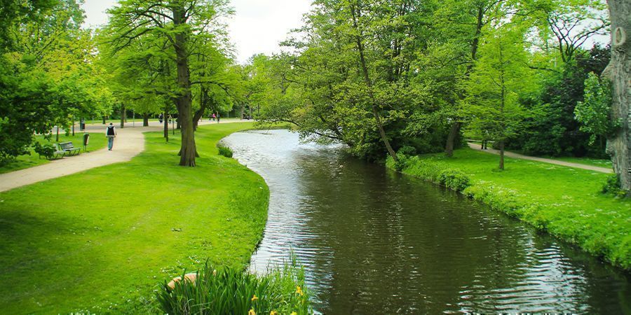 Byparker Amsterdam Smoke Spots: City Parks