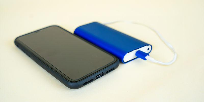 Telefonoplader/powerbank Phone charger/power bank