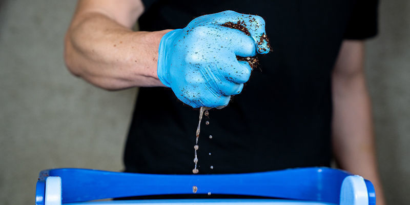Når det er kølet ned, bør dit substrat være klar til inokulering Once cool, your substrate should be ready to inoculate