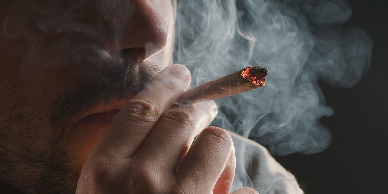 Kan man ryge cannabis i rummet? Can You Smoke Weed In Space?