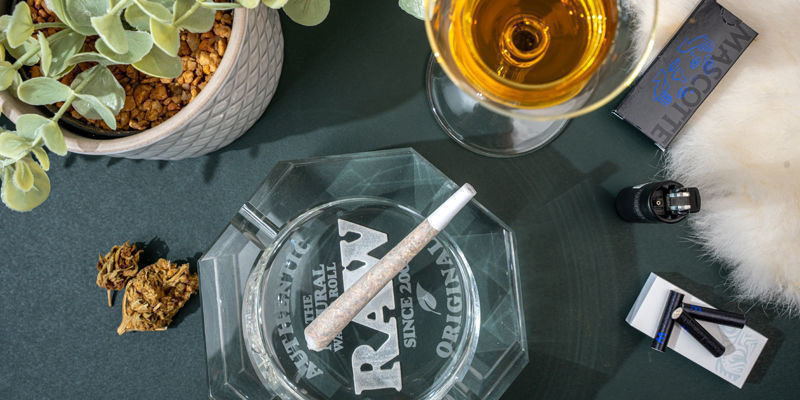 Krystalglas-askebæger (RAW) Crystal Glass Ashtray (RAW)