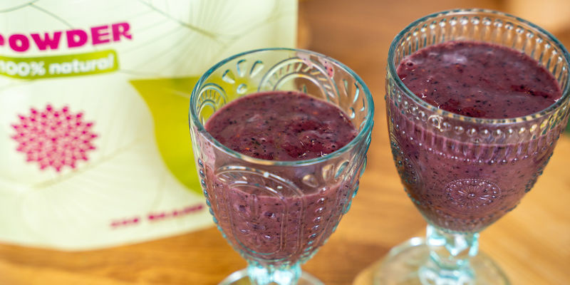 Blå kratom-smoothie Blue kratom smoothie