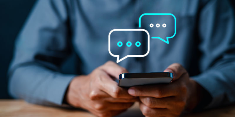 Forbedret kundeservice og kundeengagement med AI-drevne chatbots Forbedret kundeservice og kundeengagement med AI-drevne chatbots
