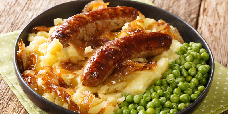 Hovedret – vildt lækker bangers & mash Hovedret – vildt lækker bangers & mash