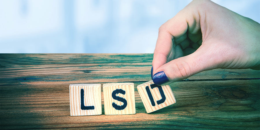 Terapeutisk anvendelse af LSD TERAPEUTISK ANVENDELSE AF LSD
