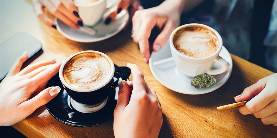 Effekten af cannabis og kaffe vil variere fra person til person EFFEKTEN AF CANNABIS OG KAFFE VIL VARIERE FRA PERSON TIL PERSON