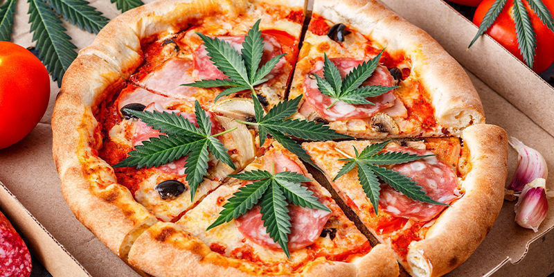 Cannabis-infunderet pizza Cannabis-Infused Pizza