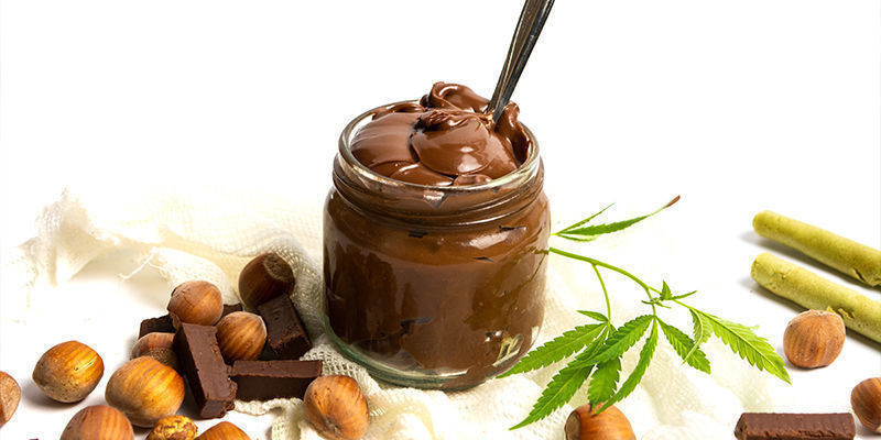 Cannabis-infuseret Nutella Cannabis-Infused Nutella