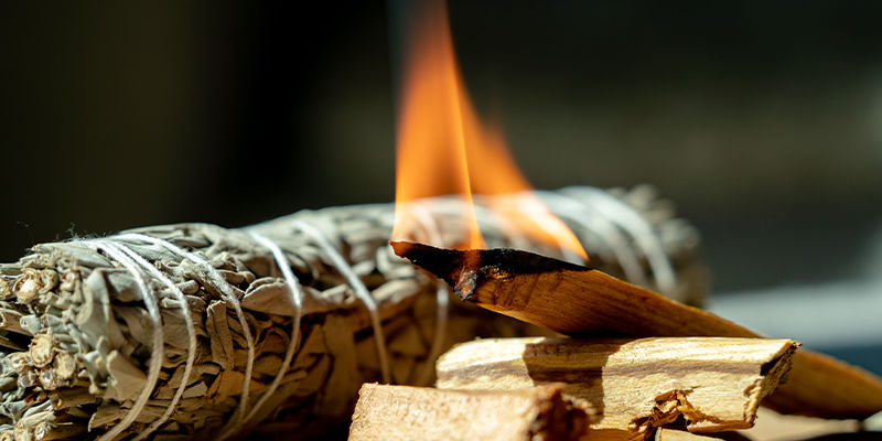 Hvad er røgelse? What is incense?