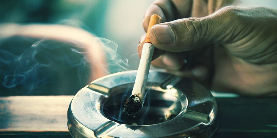 Ikke mere røg eller ildelugtende askebægre Hvorfor vape: Ikke mere røg eller ildelugtende askebægre