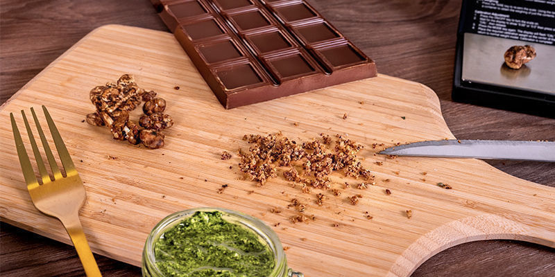 At spise spiselige produkter med magisk trøffel Eating Magic Truffle Edibles