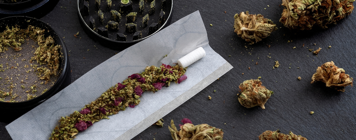 Top 10 tobacco alternatives for spliffs
