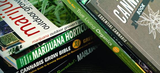 Top 10 bøger om cannabisdyrkning — fra begynder til øvet