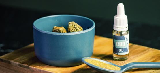 At kombinere kanna med cannabis eller CBD: bør du gøre det?
