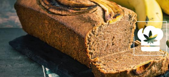 Sådan laver du cannabisinfuseret bananbrød